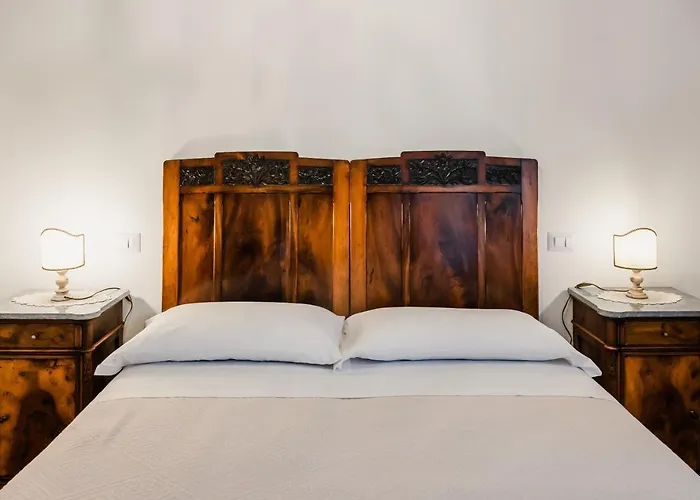 Mescoglia 여관 코르시아노